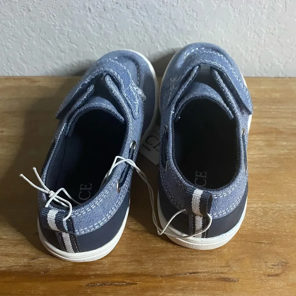 New The Children’s Place Toddler Boys Navy Chambray Boat Shoes Size 11 11T